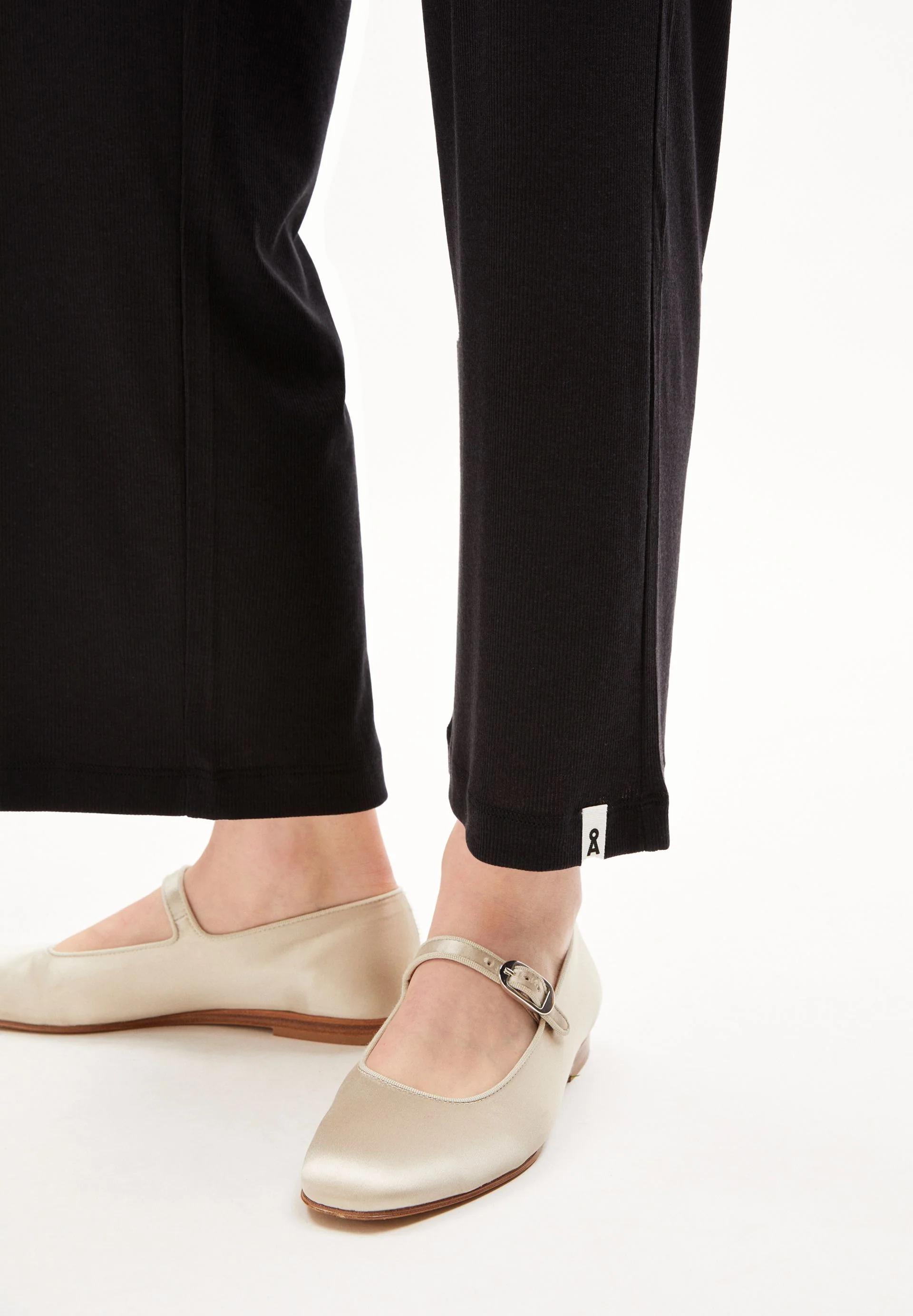 STELLAARA | black - Image 3