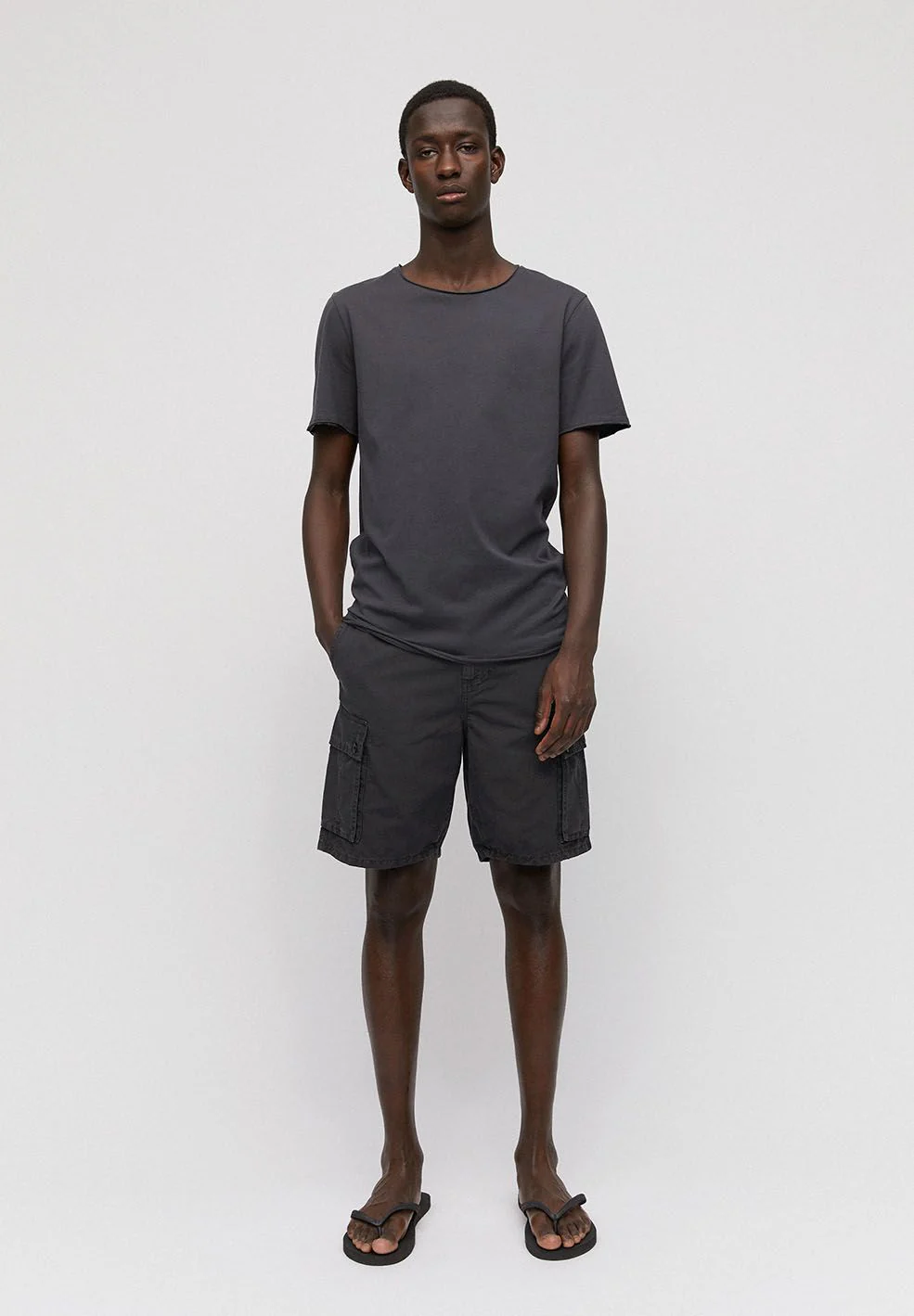 STIAAN | acid black - Image 4