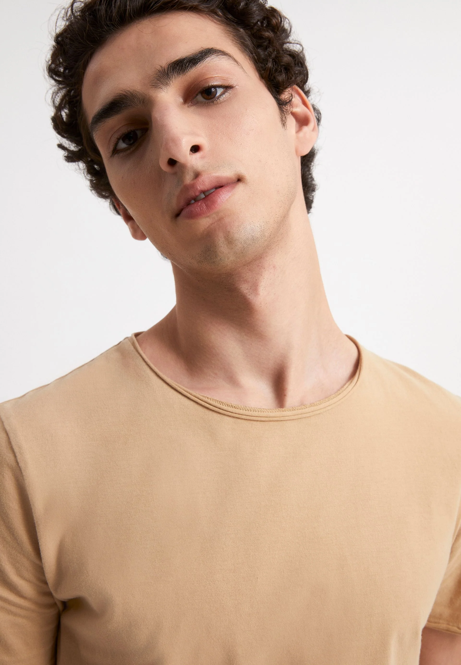 STIAAN | dark sand - Image 3