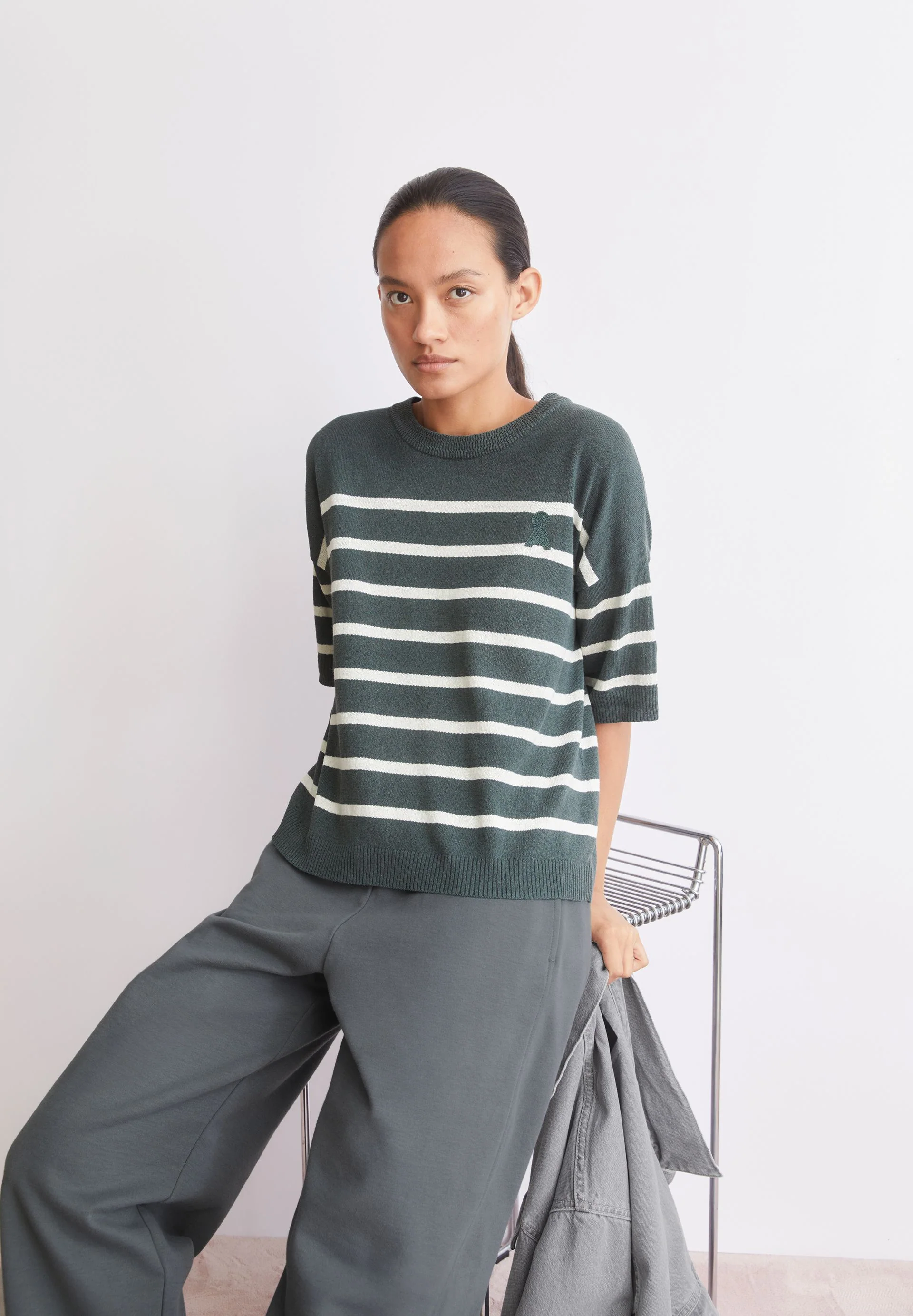 GESTREIFTES LEINEN-MIX STRICKSHIRT | space steel-undyed - Image 4