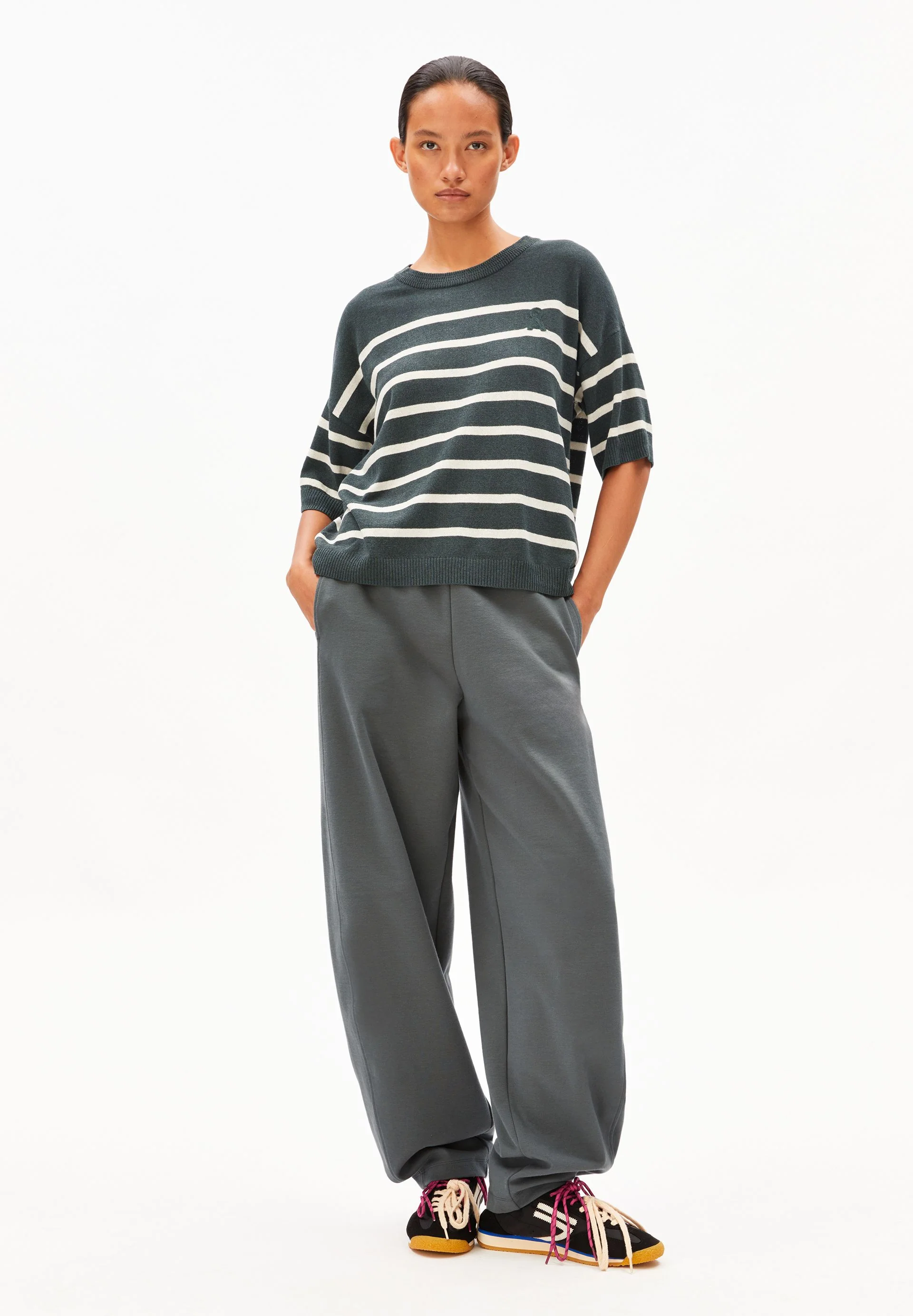 GESTREIFTES LEINEN-MIX STRICKSHIRT | space steel-undyed - Image 5