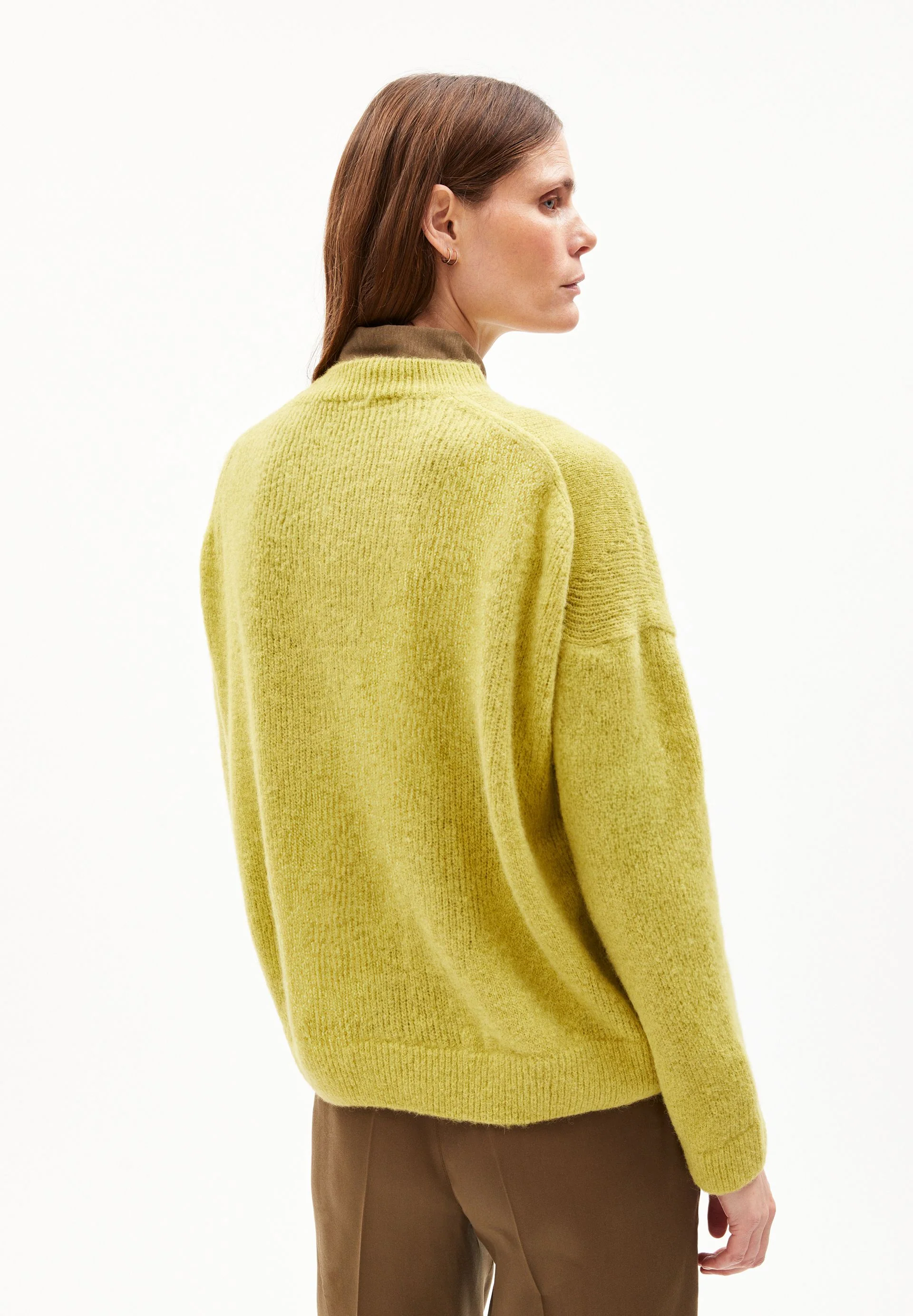 SURI INARAA | new moss - Image 2