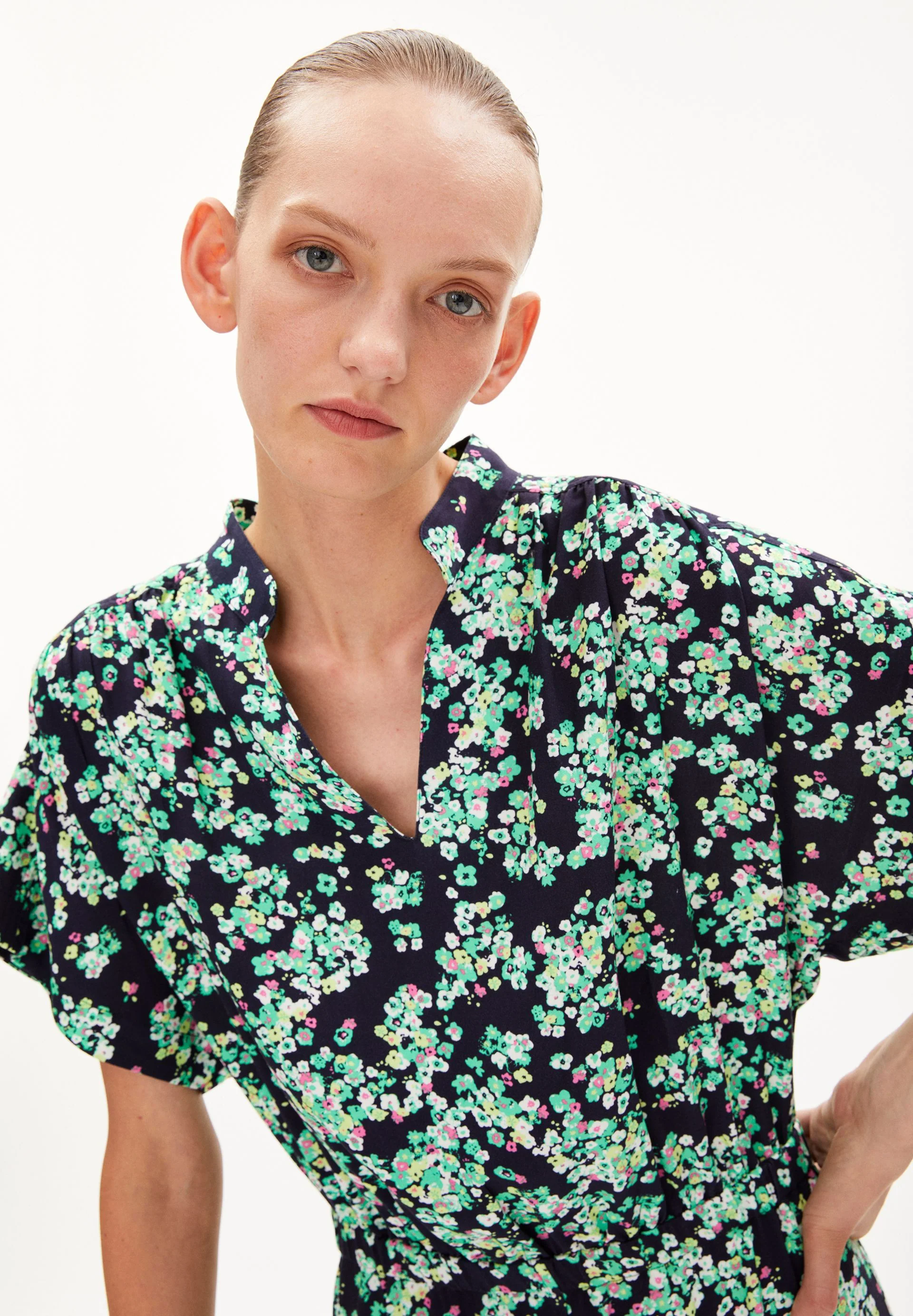 SWAANTJE DITSY FLORAL | night sky - Image 3