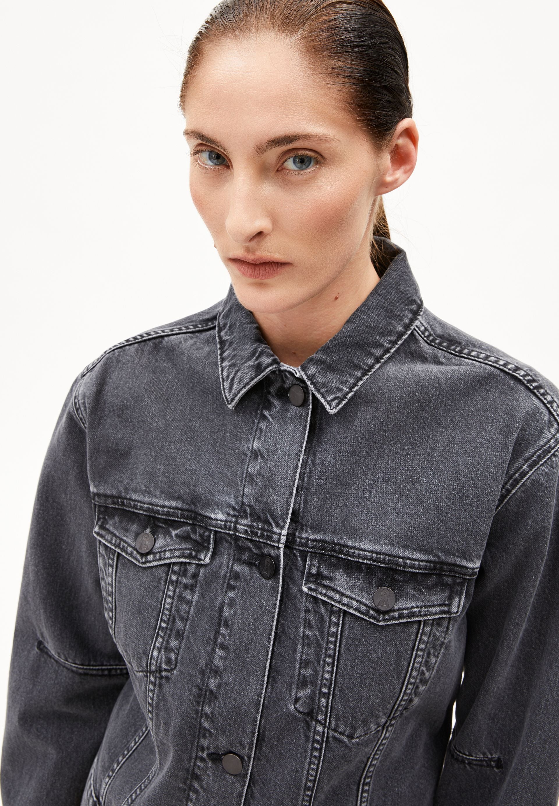 TAANA JACKE | coal - Image 3
