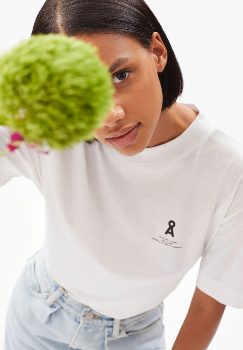 TARAA CIRCULAR LOGO | used white - Image 4