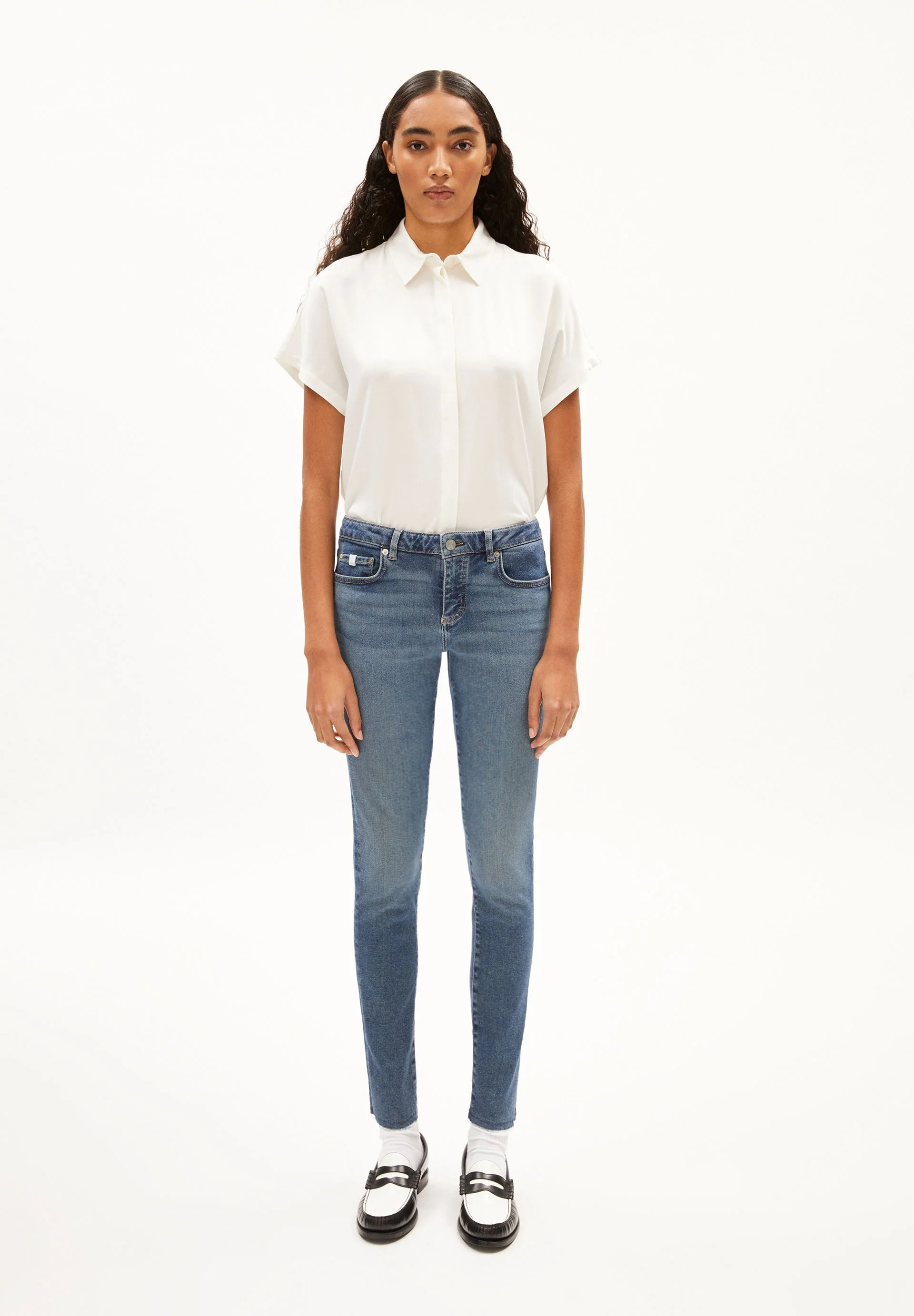 TAYNAA | dark liquid blue - Image 5