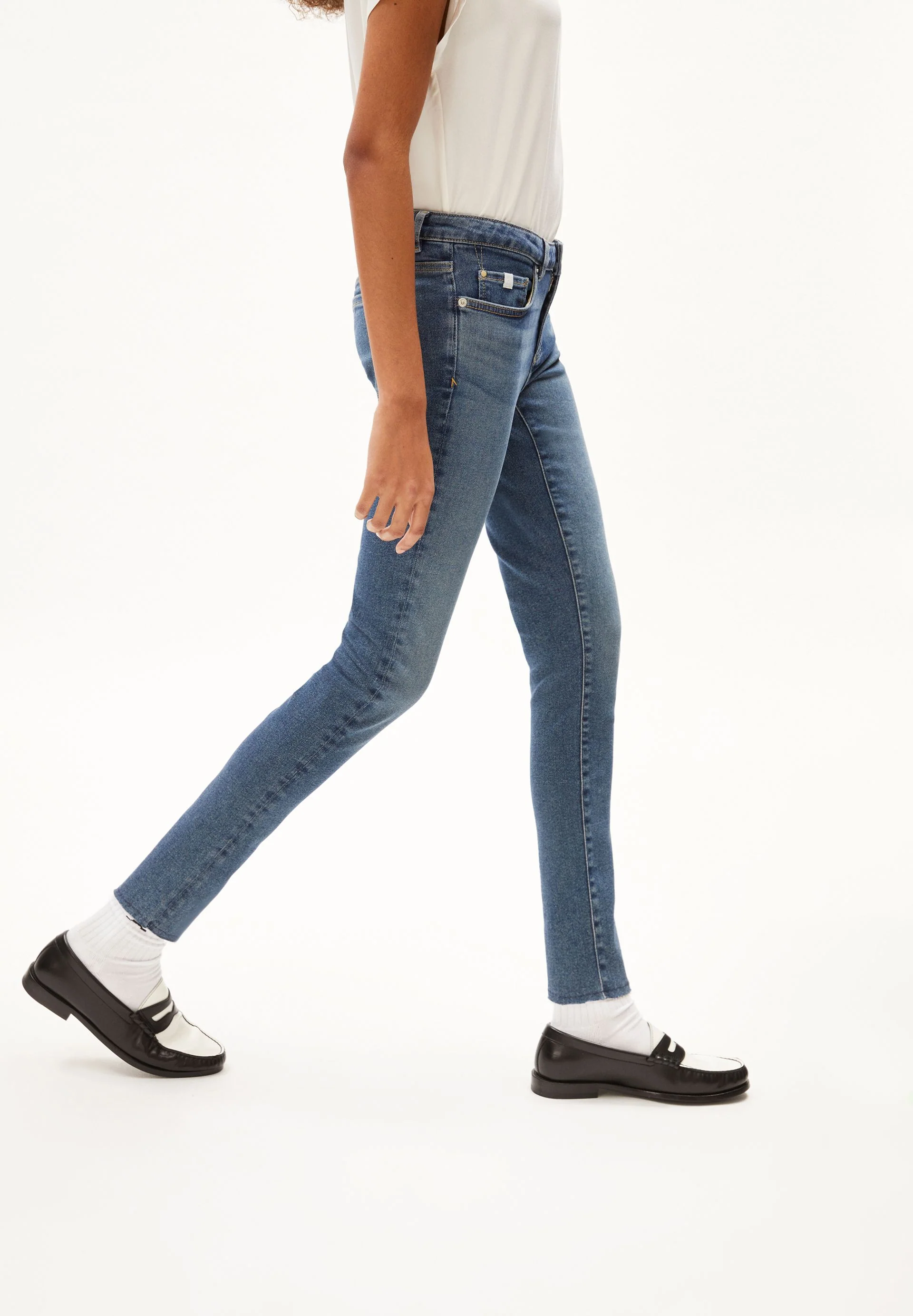 TAYNAA | dark liquid blue - Image 6