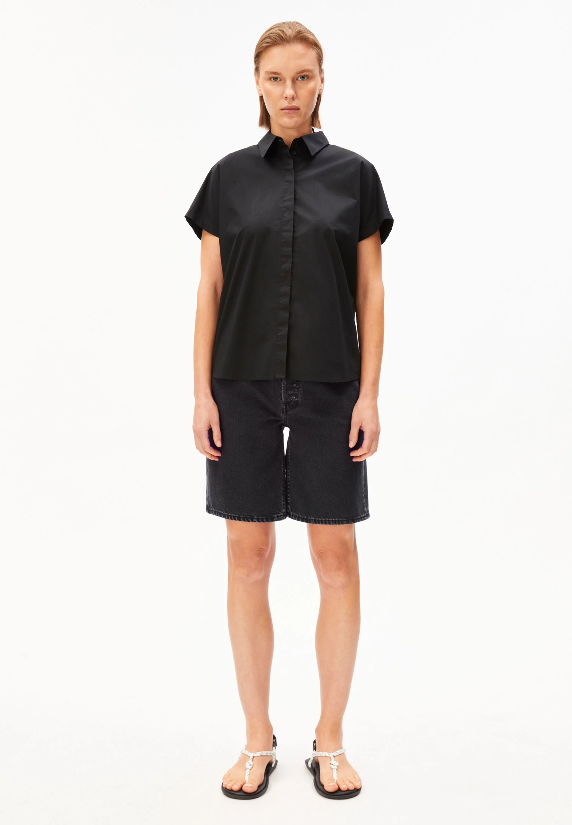 THALINAA MID WAIST JEANS-SHORTS | ebony black - Image 5