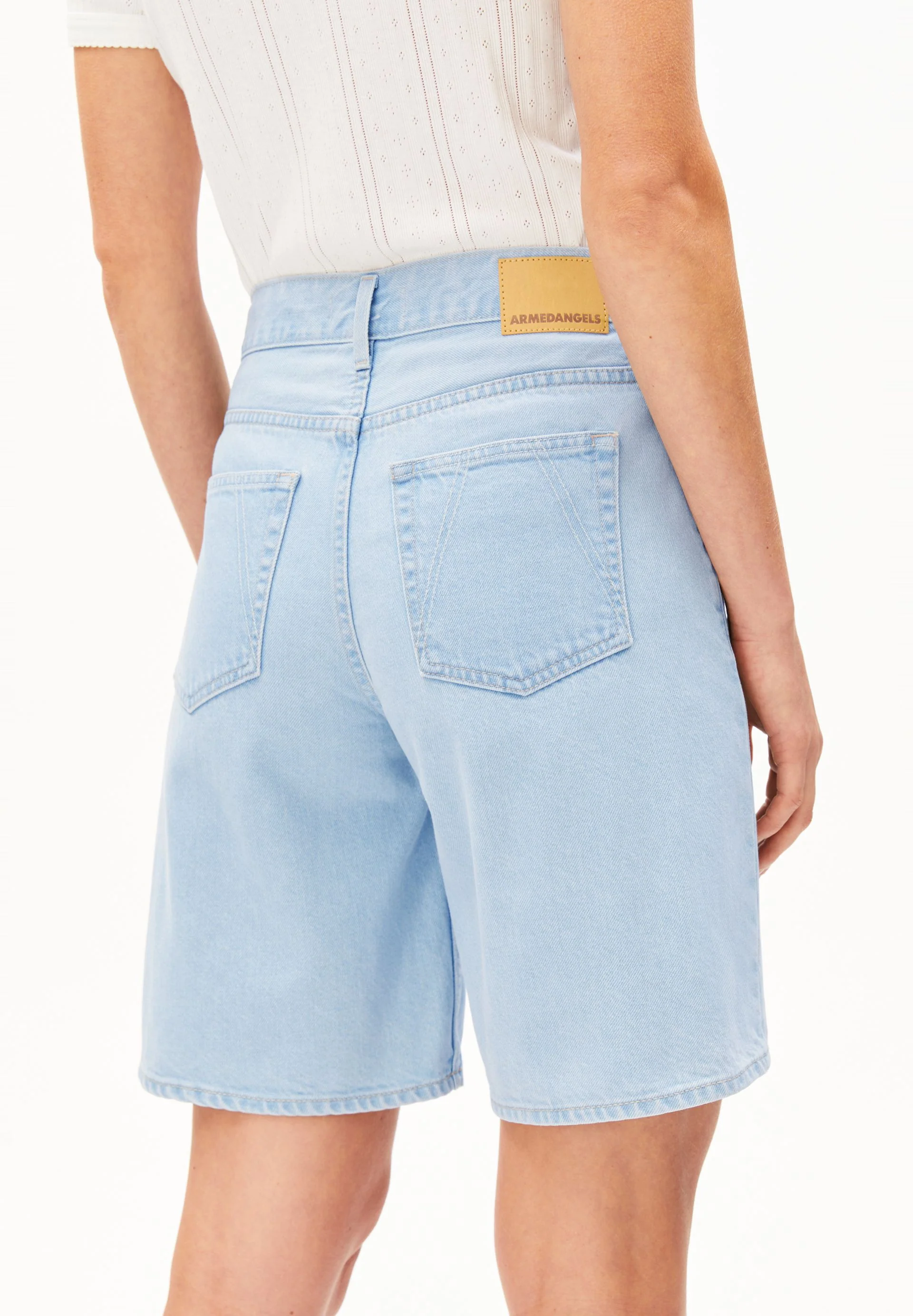 THALINAA MID WAIST JEANS-SHORTS | fresh blue - Image 3