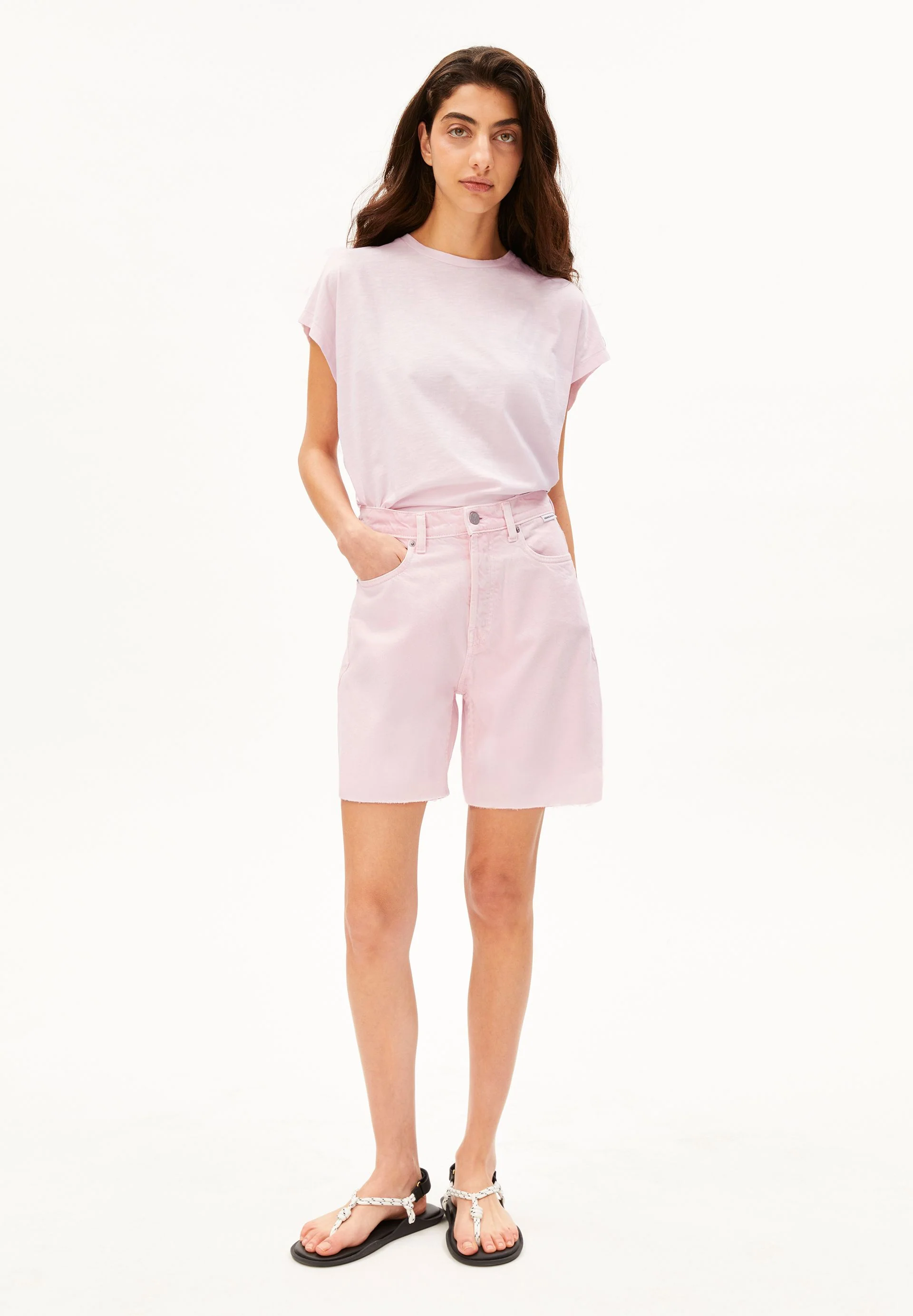 THALINAA MID WAIST JEANS-SHORTS | pink mist - Image 5