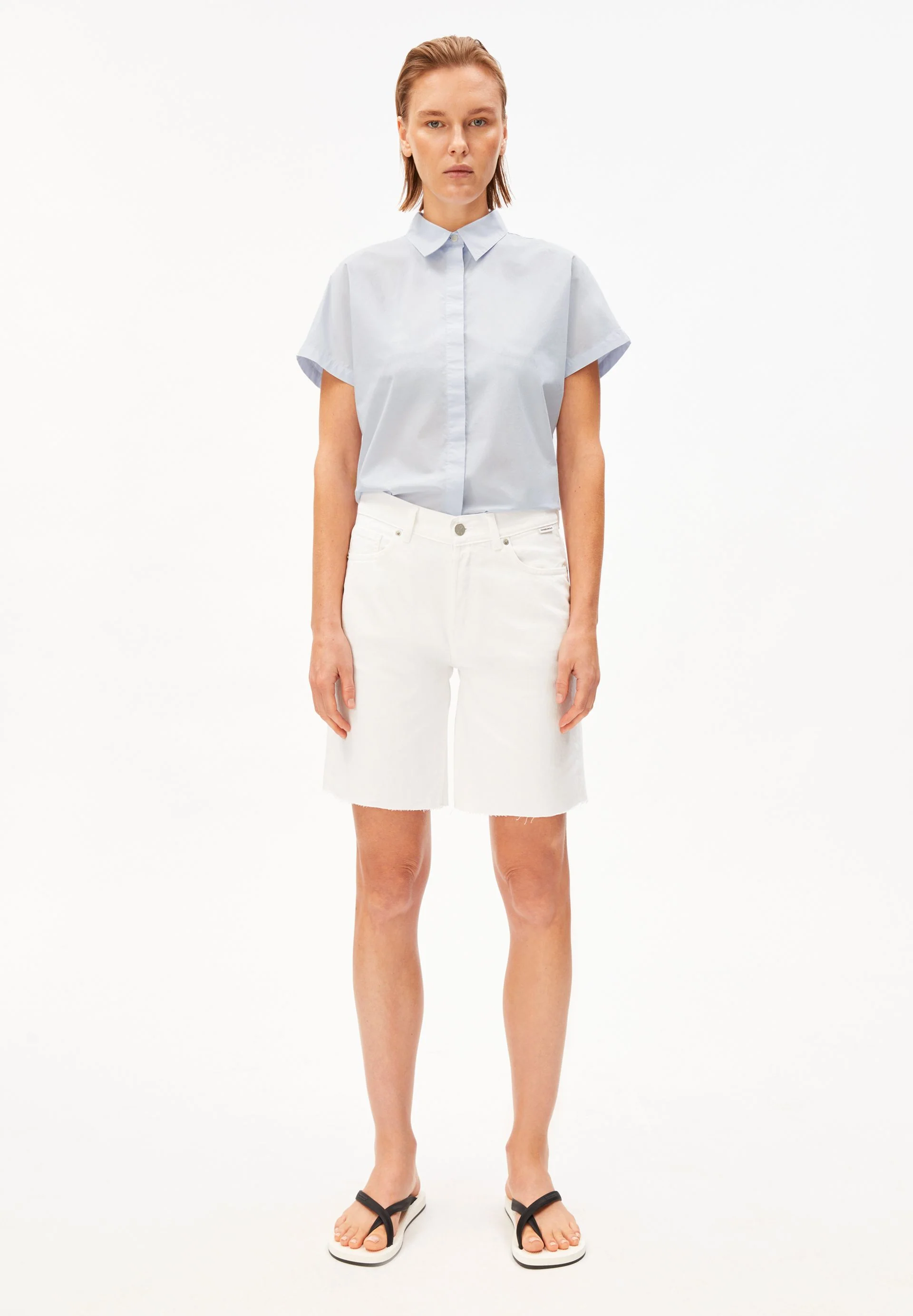 THALINAA MID WAIST JEANS-SHORTS | white - Image 5