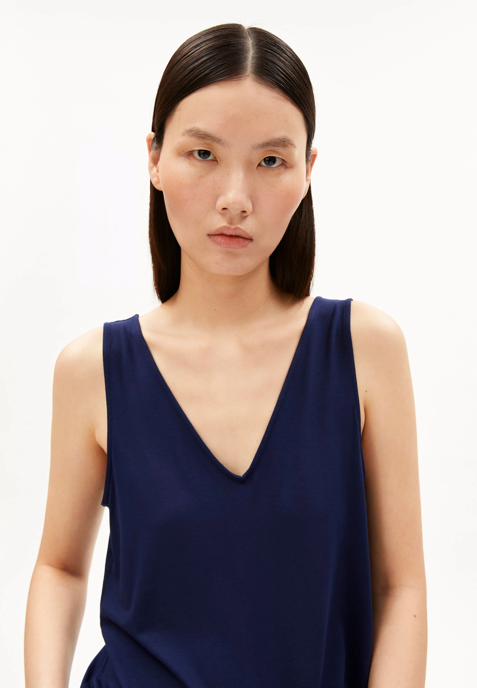 V-AUSSCHNITT JERSEY-TOP | tinted navy - Image 3