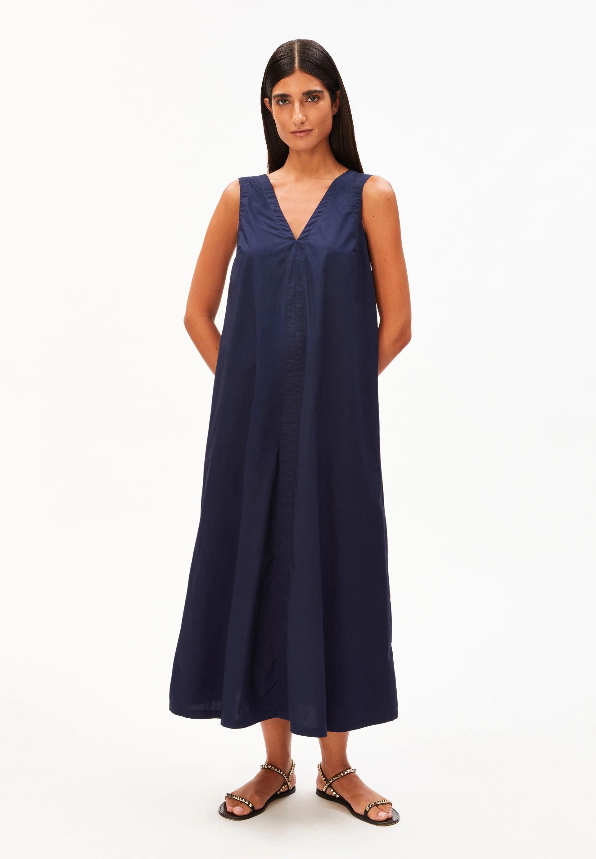 V-AUSSCHNITT POPLIN MAXI-KLEID | tinted navy - Image 5