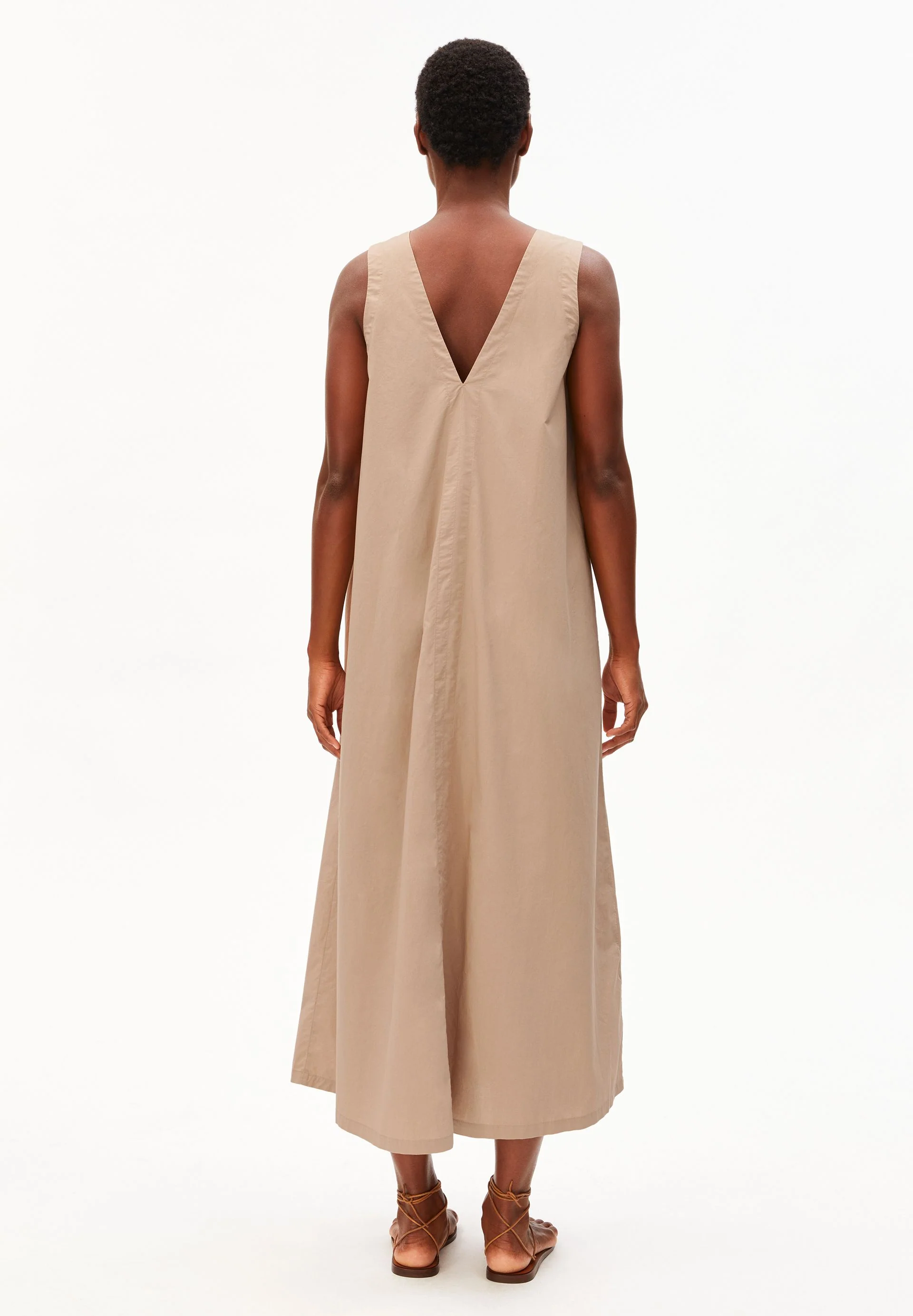 V-AUSSCHNITT POPLIN MAXI-KLEID | true camel - Image 2