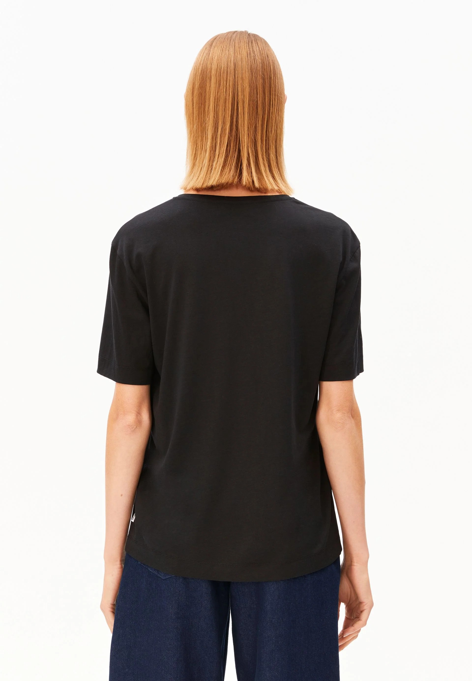 V-NECK T-SHIRT | black - Image 2