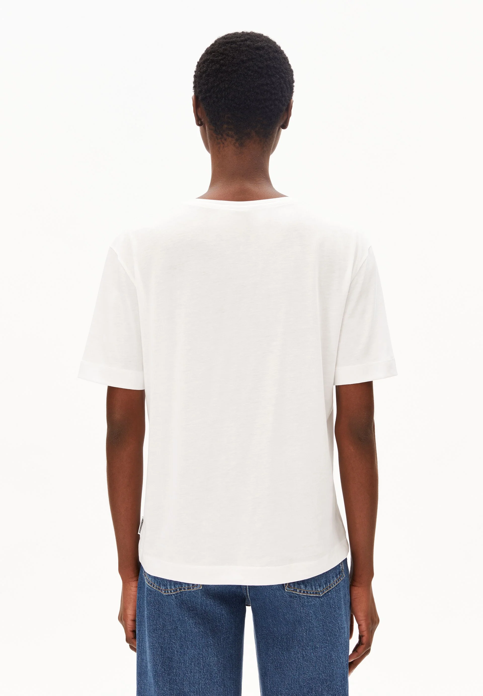 V-NECK T-SHIRT | white - Image 2