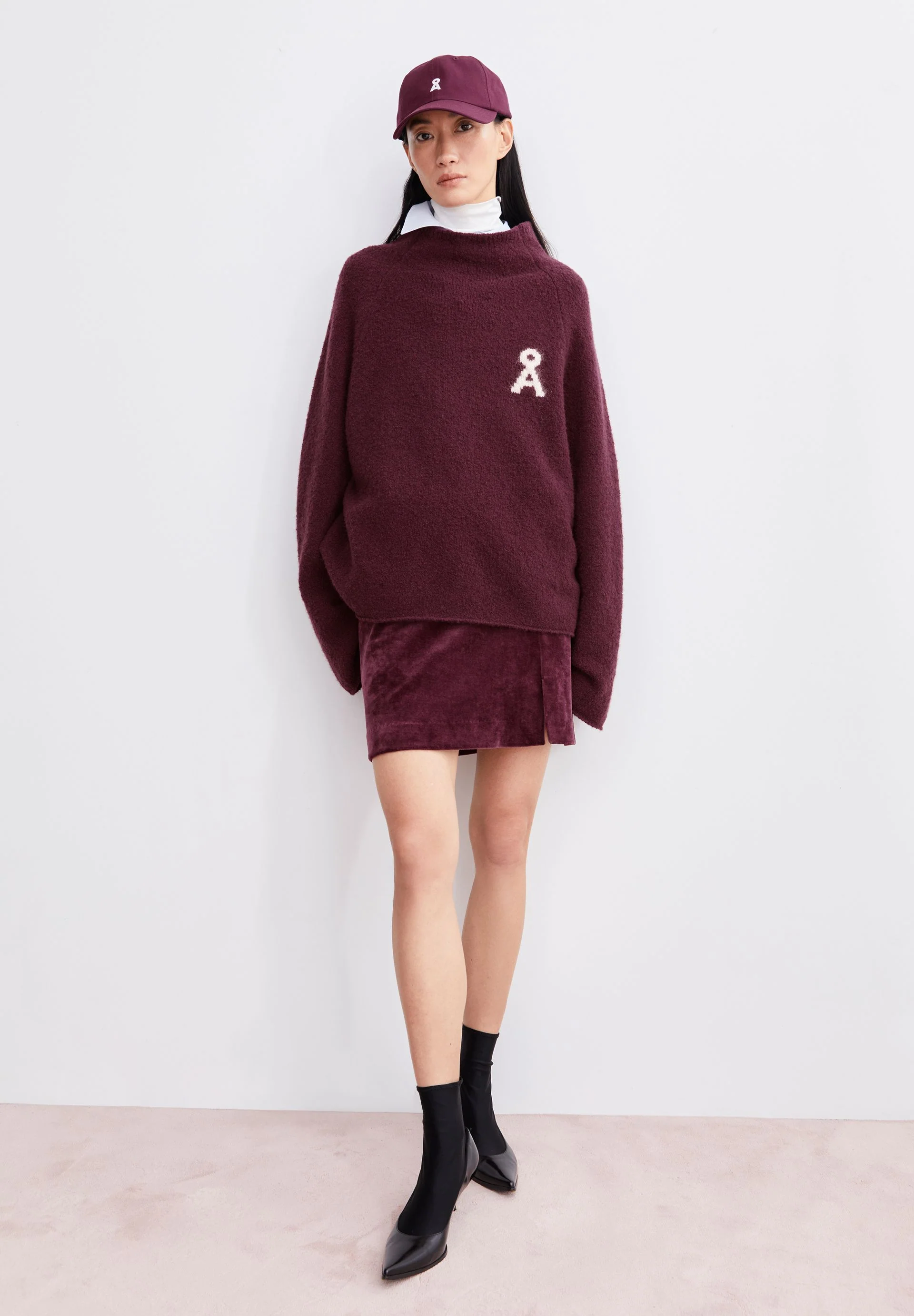 VANJARAA VELVET | dark cranberry - Image 4