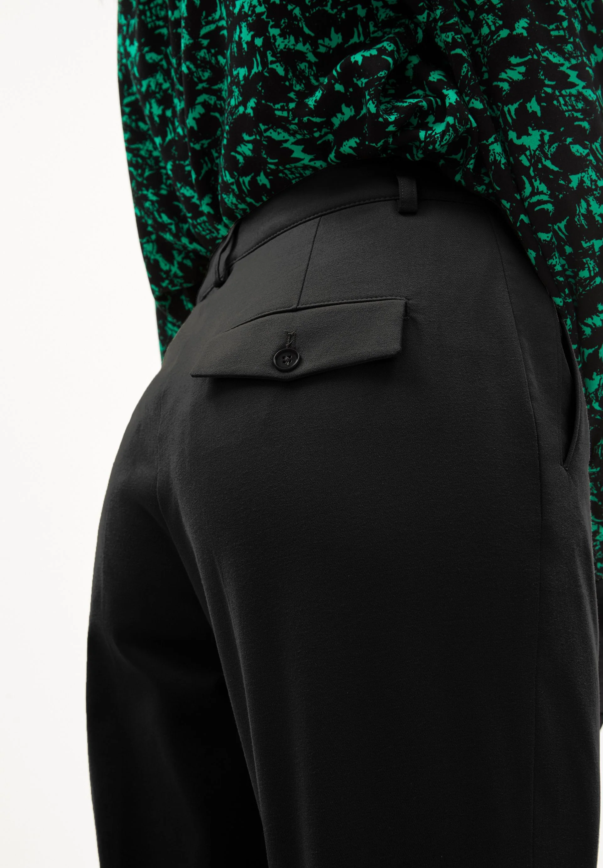 VARMAA BRUSHED | black - Image 3