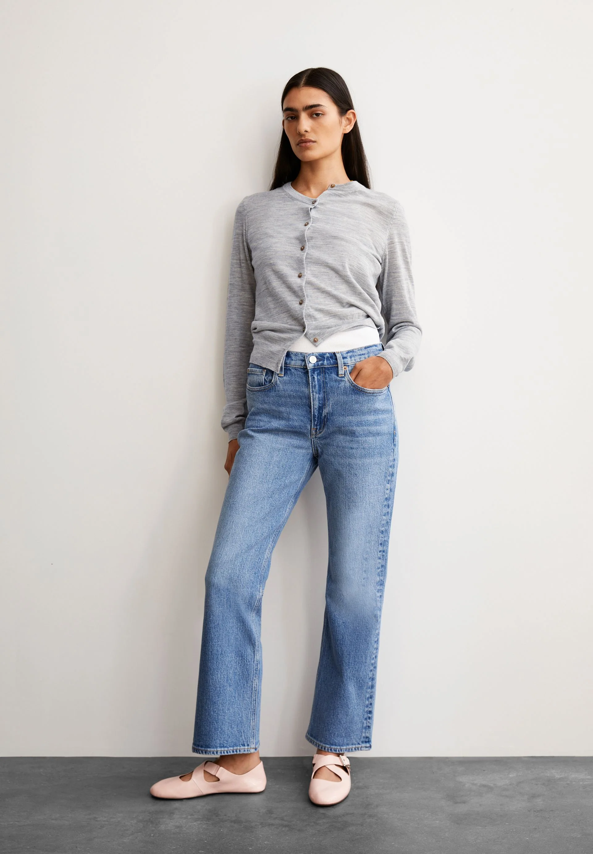 VELAARI MID WAIST FLARED JEANS | garda - Image 4