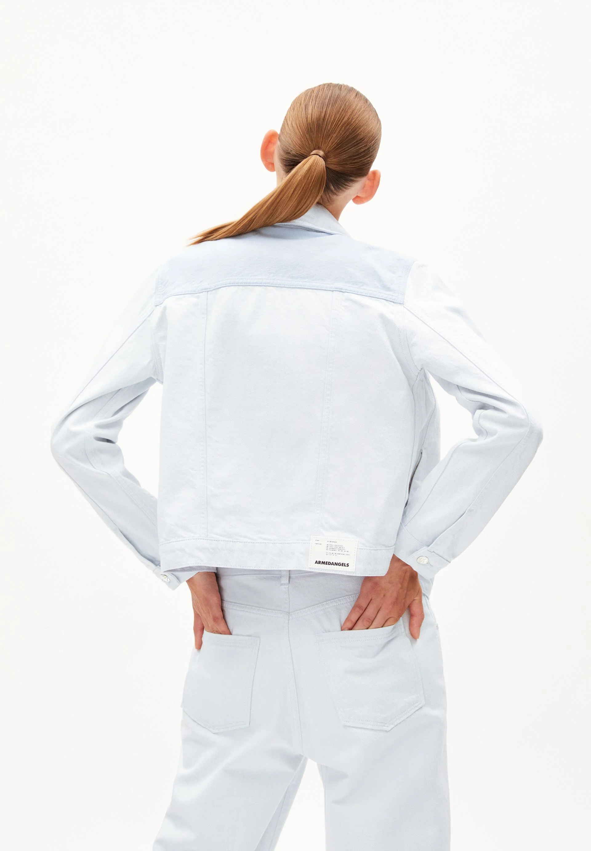 VELITAA PATCHED | blue white - Image 2