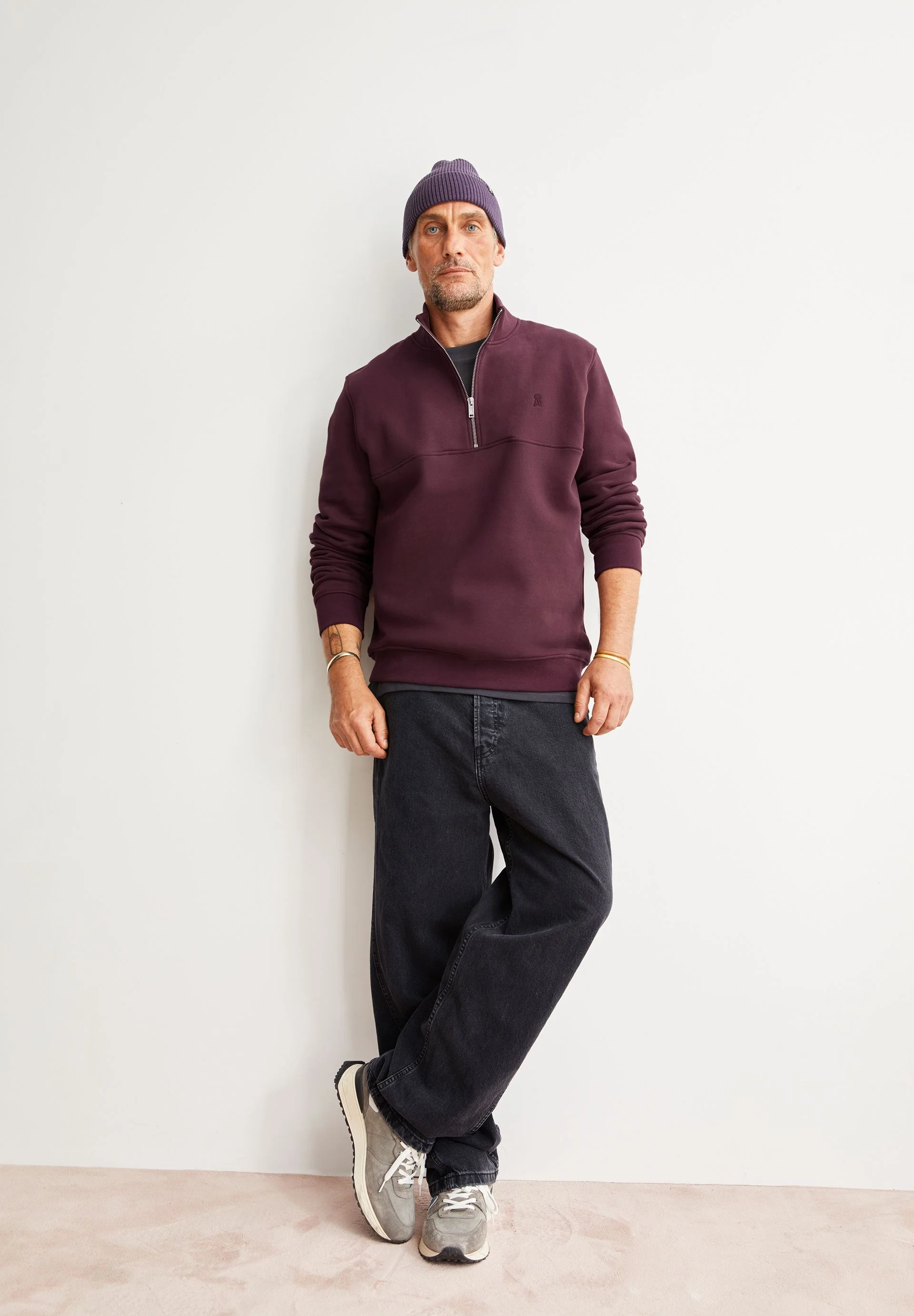 WAARLO FLEECE SWEATTROYER | dark cranberry - Image 4