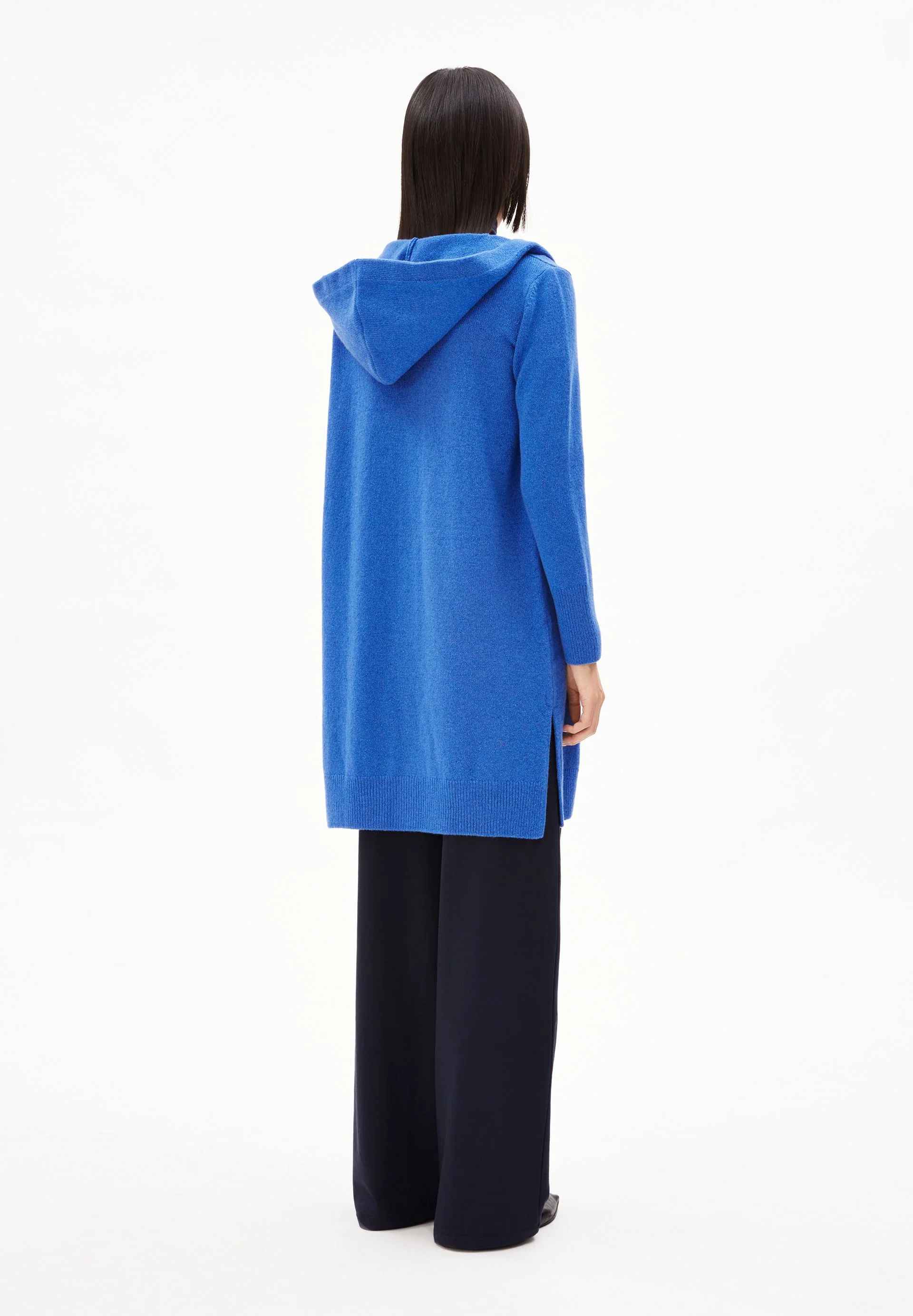 WANDAA | warm blue - Image 2