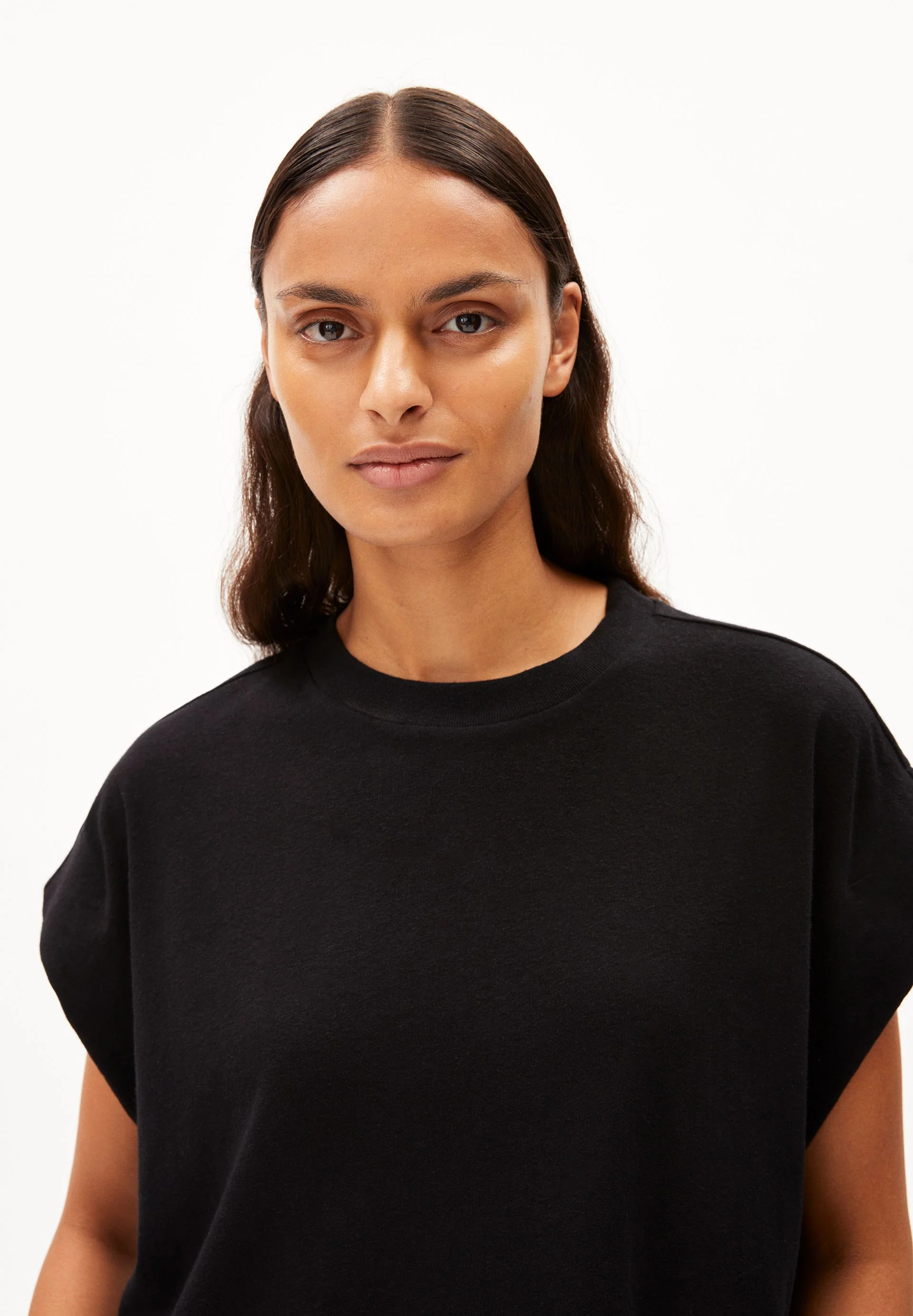 XARTAA LINEN | black - Image 3