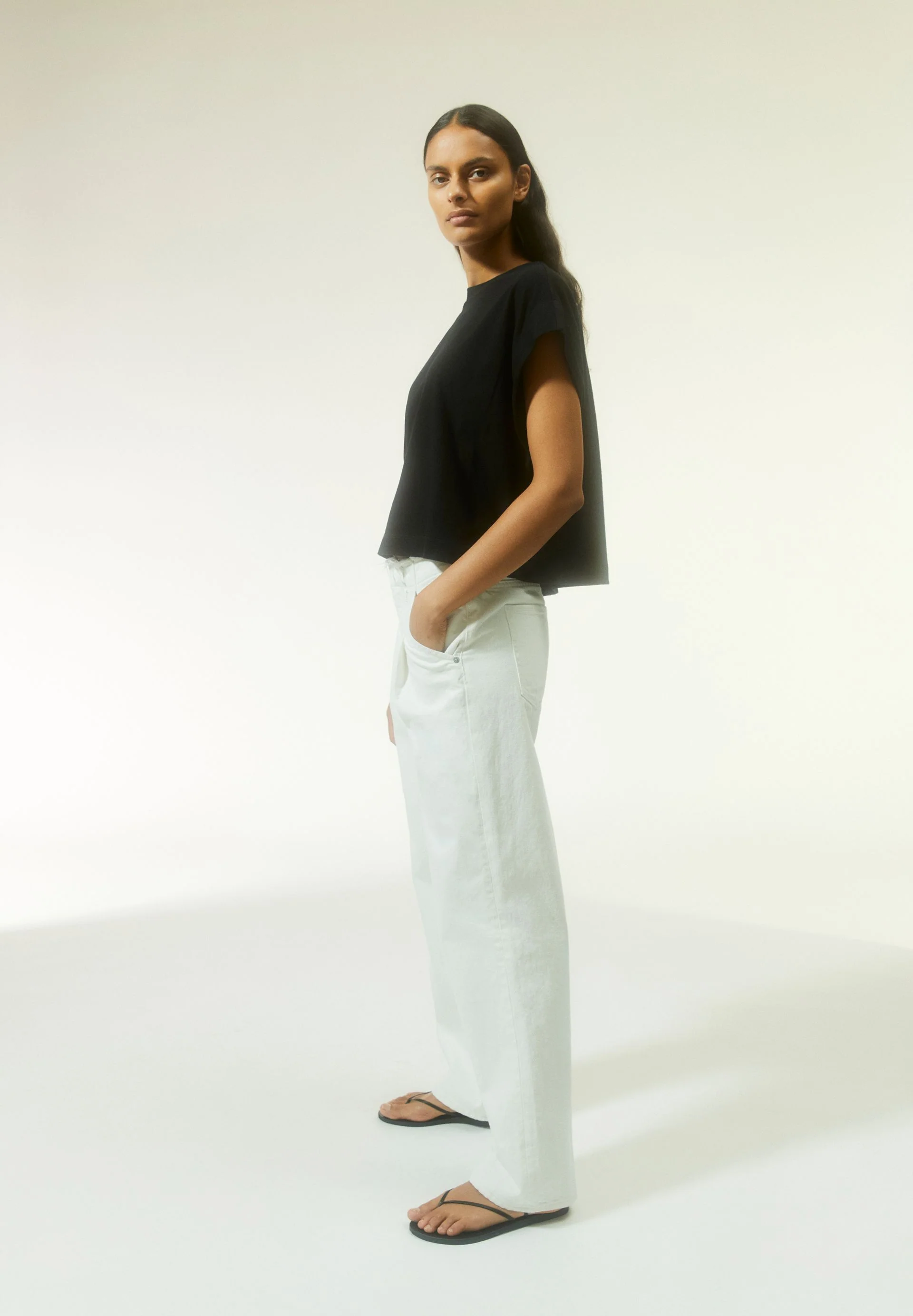 XARTAA LINEN | black - Image 4