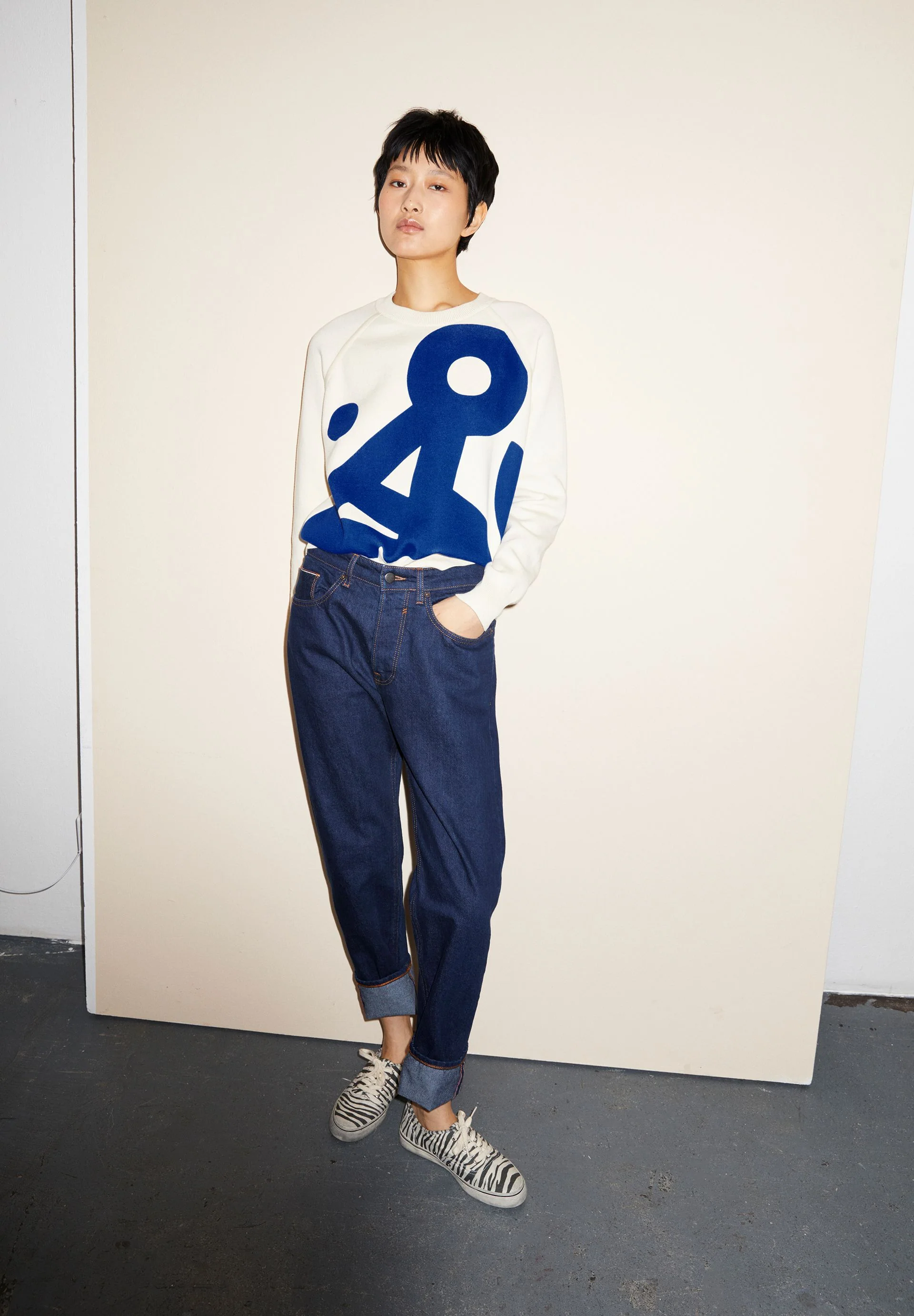 YADIRAA PLACED PRINT | oatmilk-warm blue - Image 4
