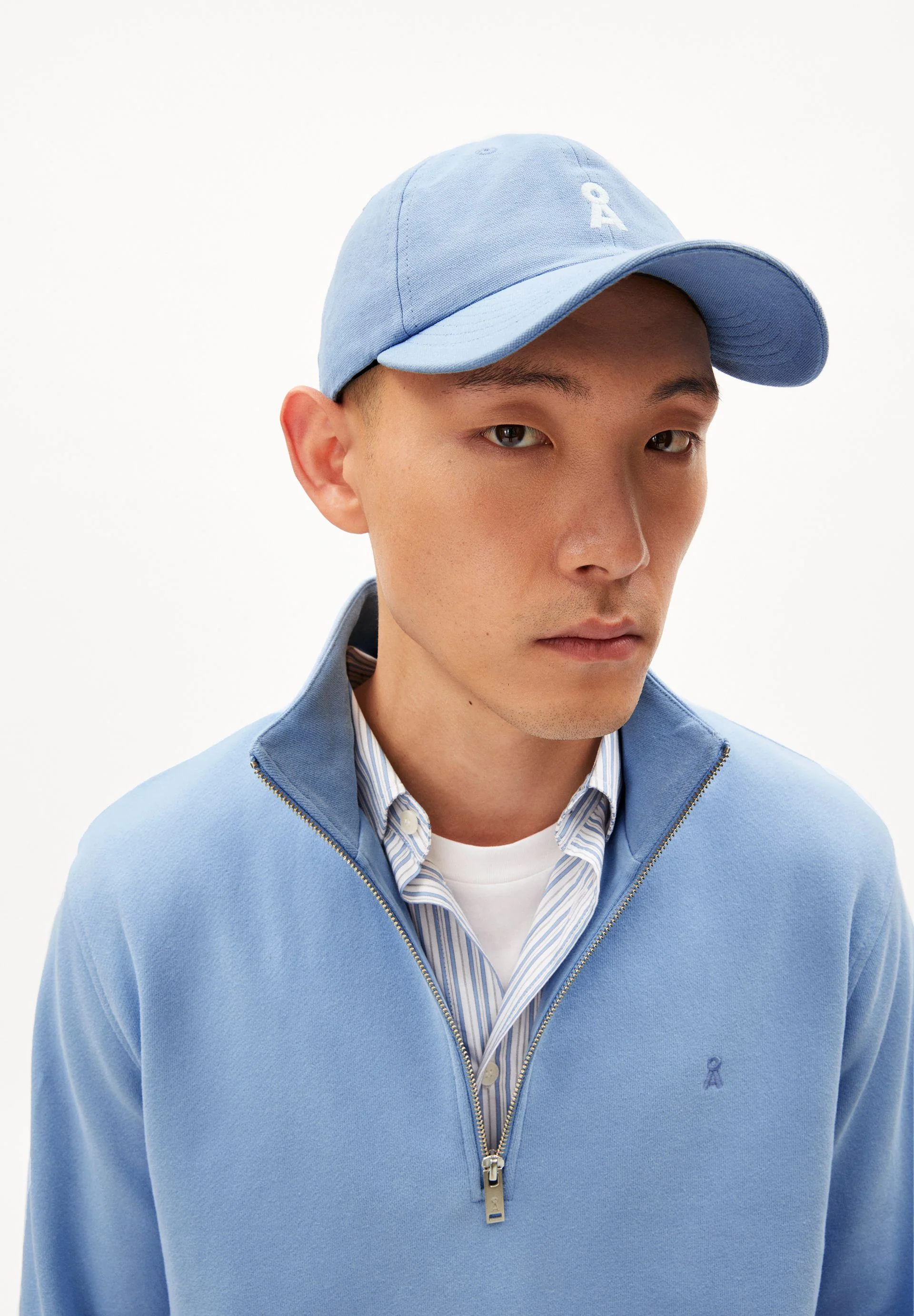 YENAAS BOLD KAPPE | iceberg blue - Image 4