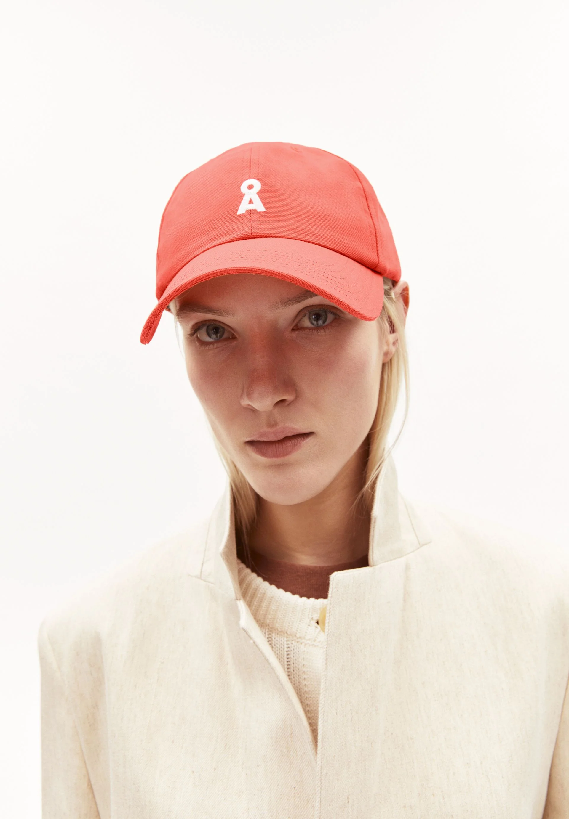 YENAAS BOLD KAPPE | poppy red - Image 4