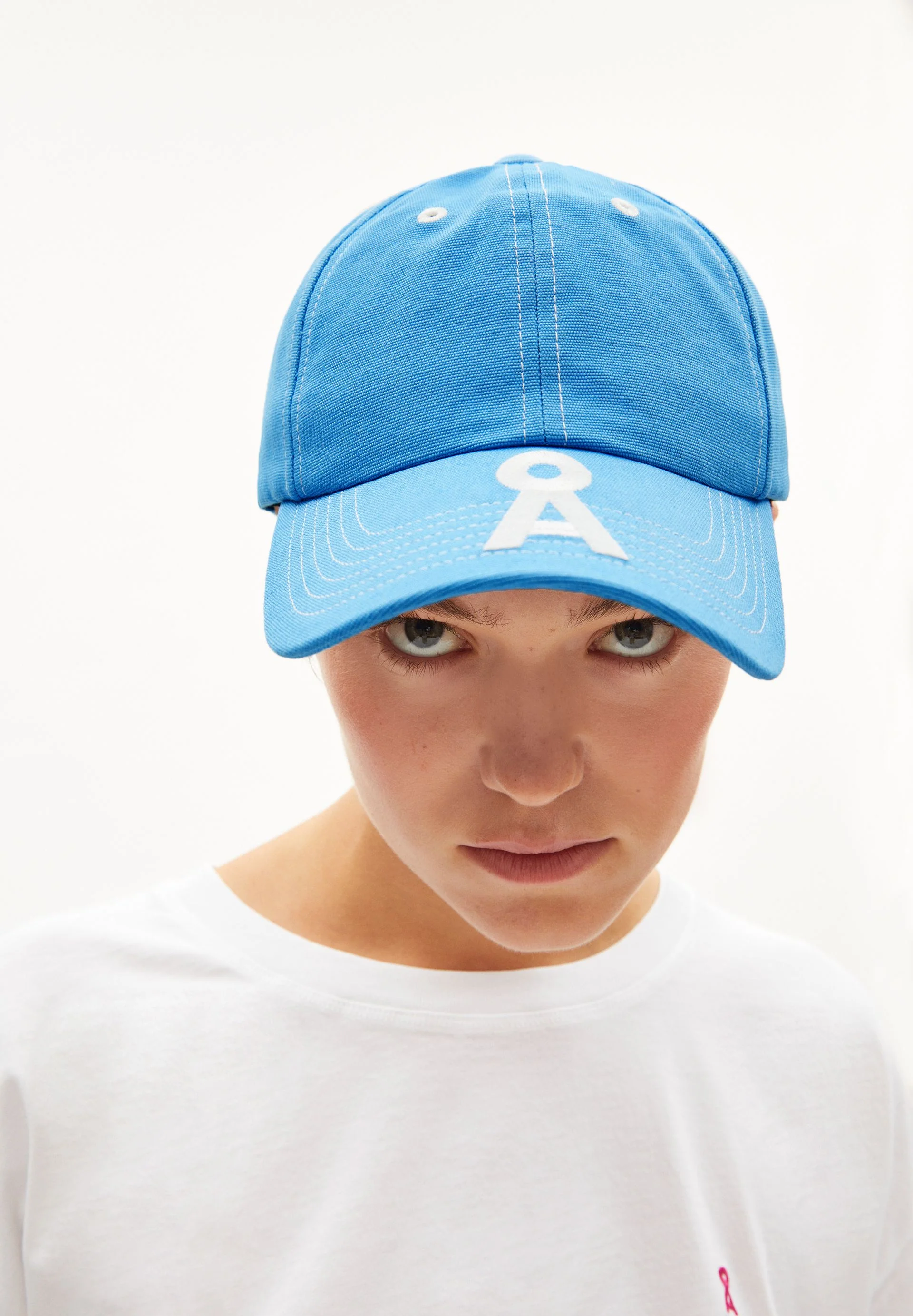 YENAAS SPORT | blueniverse - Image 3